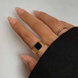 Yanina's Elegant Ring